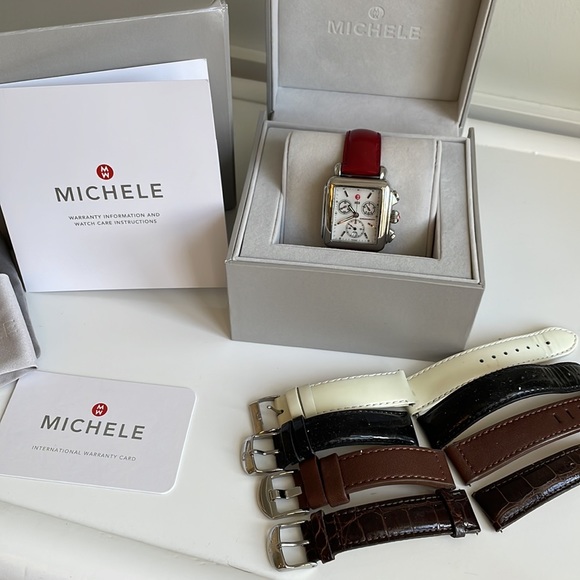 Michele Deco Chronograph Watch with 5 leather and alligator bands - Picture 11 of 11